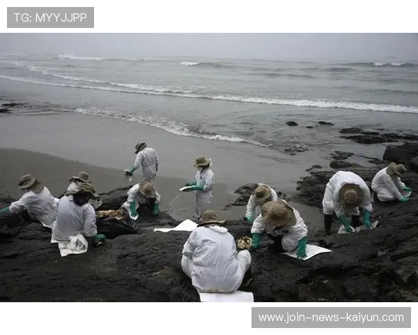 豪尔赫·卡斯特罗组合拳土炮般轰鸣